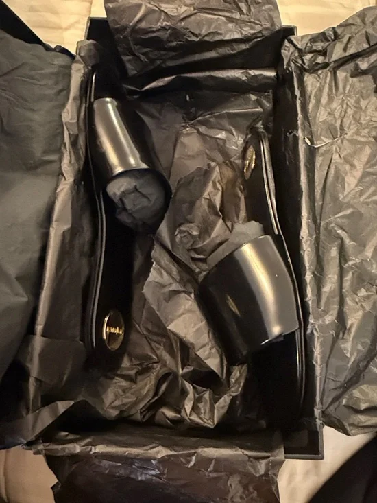 Saint Laurent Carlyle 00 Black Flat Sandals Sz 37 - Picture 5 of 8